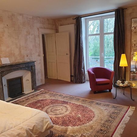 La Villa Des Arts Savigne-l'Eveque Екстериор снимка