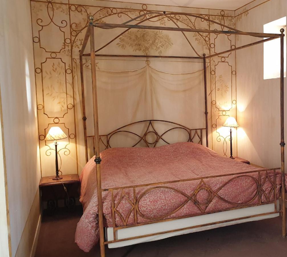 La Villa Des Arts Savigne-l'Eveque Екстериор снимка