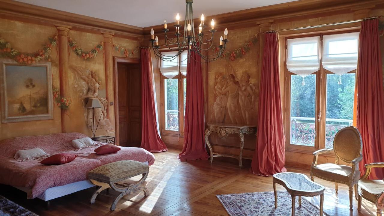 La Villa Des Arts Savigne-l'Eveque Екстериор снимка